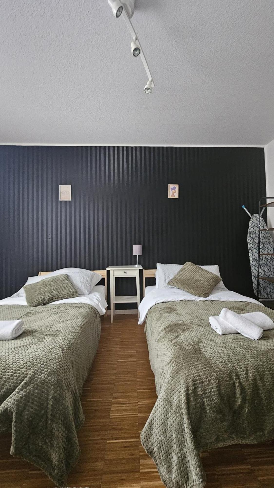80 M2 Moderne Und Zentrale Wohnung In Hannover Mit Eigenem Parkplatz Екстер'єр фото